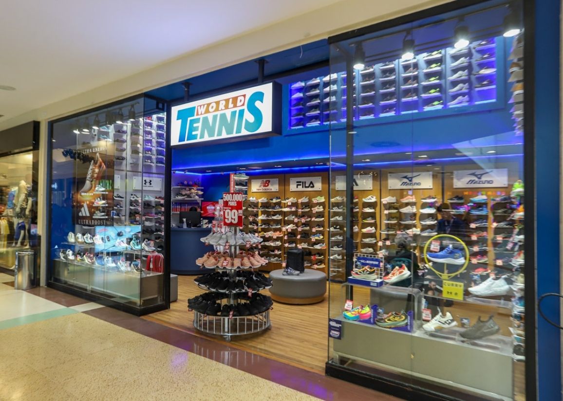 WORLD TENNIS